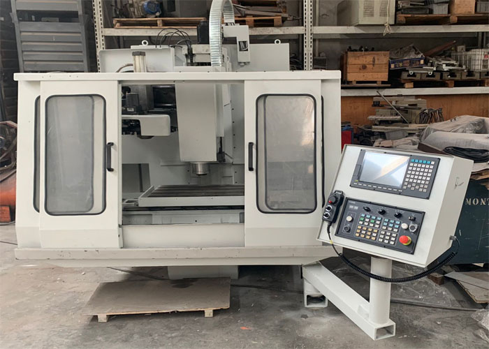 TMC 500 CNC Dik İşleme Merkezi